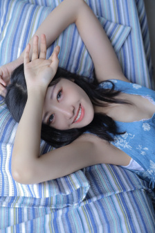 按在怀里用巴掌打到哭